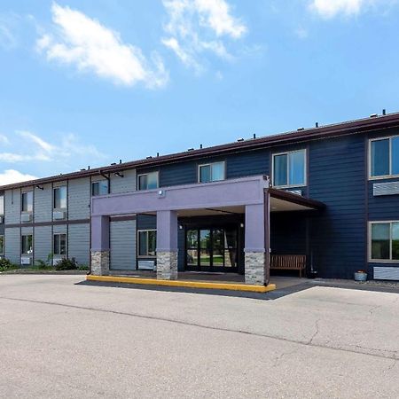 Hotel Clarion Pointe Tomah Exterior foto