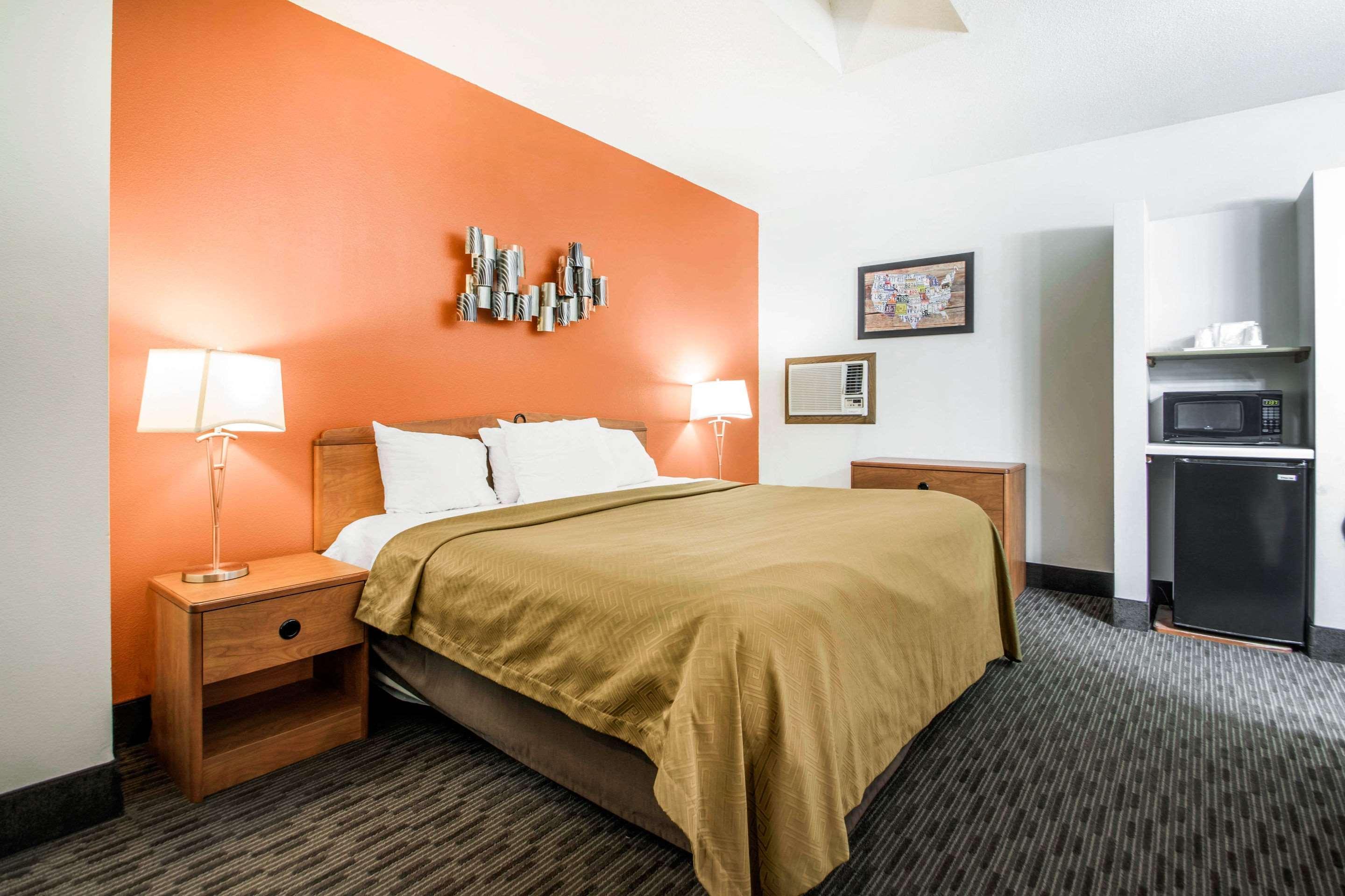 Hotel Clarion Pointe Tomah Exterior foto