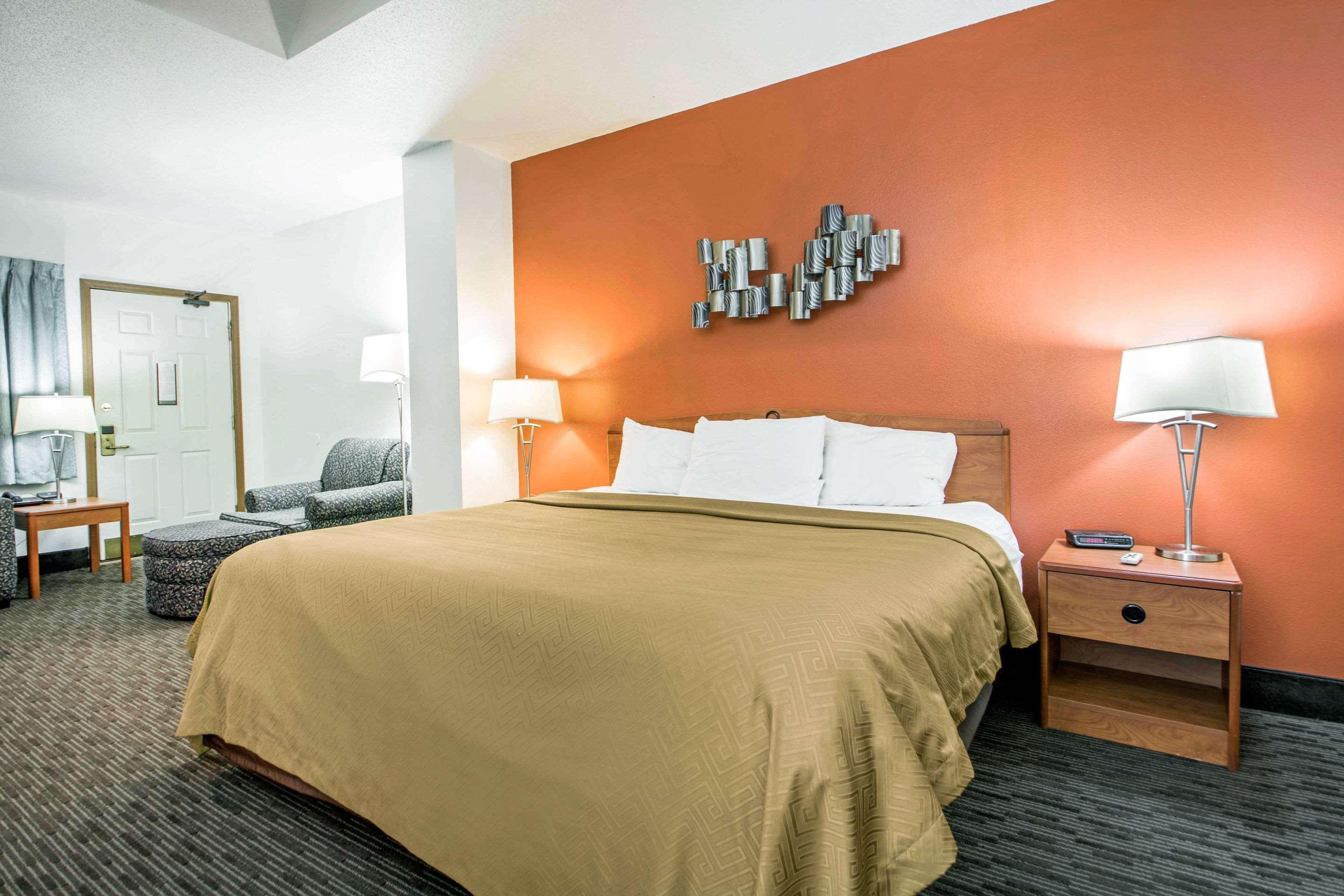 Hotel Clarion Pointe Tomah Exterior foto