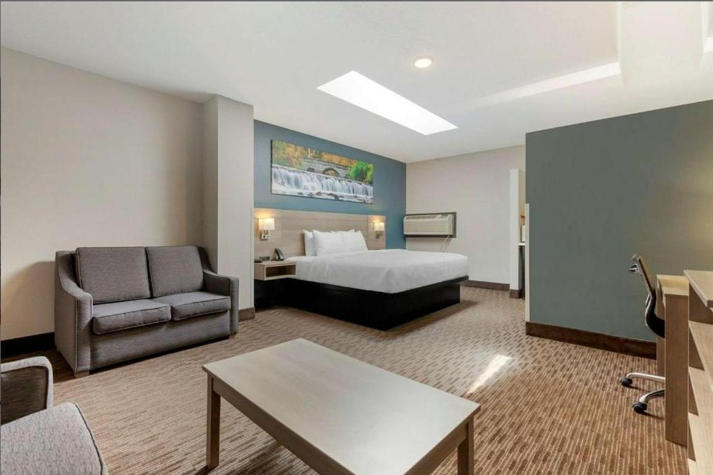 Hotel Clarion Pointe Tomah Exterior foto