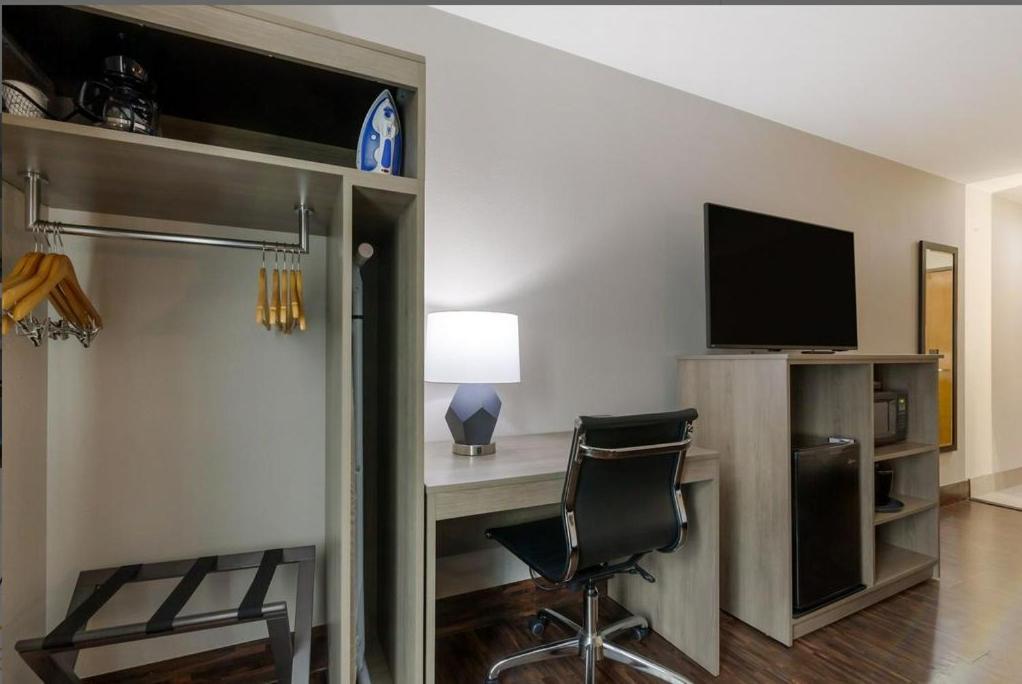 Hotel Clarion Pointe Tomah Exterior foto